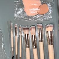 MAANGE pennelli trucco!