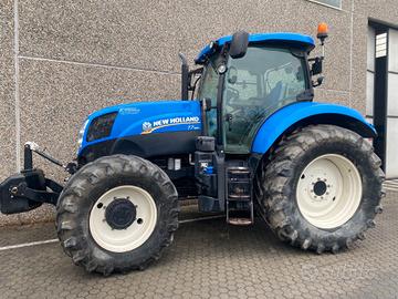 TRATTORE USATO MARCA NEW HOLLAND MODELLO T7.185