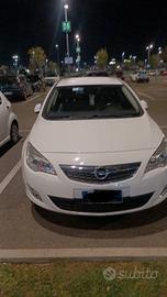 Opel Astra 1.7 CDTI Cosmo 