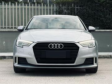 AUDI A3 SPORRBACK 1.6 TDI S TRONIC