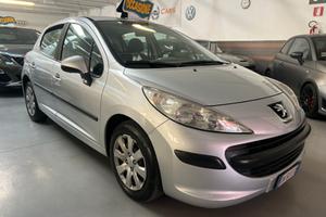 Peugeot 207 1.4 8V 75CV 5p. X Line