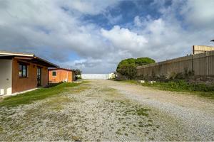 Grande capannone inserito in lotto di 3.000mq