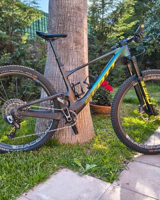 SCOTT SPARK RC WORLD CUP AXS