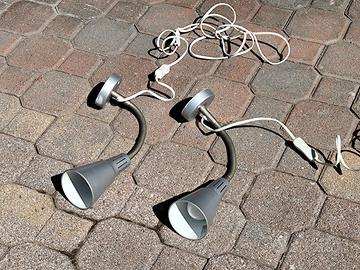 Coppia di lampade con collo flessibile