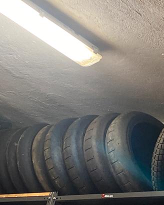 Gomme slick e rain supermotard