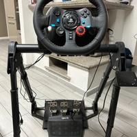 Supporto/Simulatore con volante e pedali