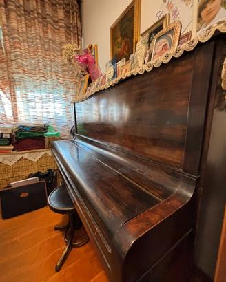 Pianoforte a muro