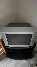 Sony trinitron tv per retro gaming con mobile