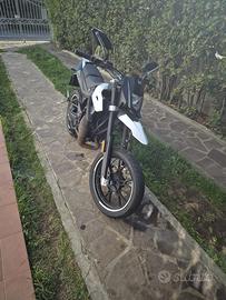 Moto 50