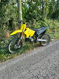 Suzuki rm 125 2004