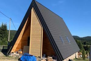 Terreno con vista panoramica immerso nei boschi