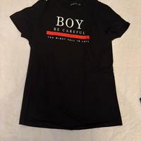 T-shirt di Stradivarius