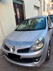 Renault Clio 1.5 dCi 2006 – Diesel, 5 porte, marci