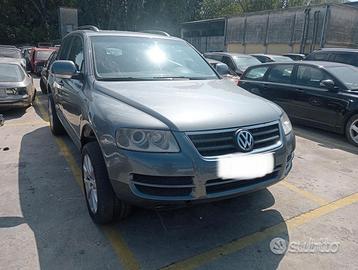 Volkswagen Touareg 2007 2.5tdi per ricambi