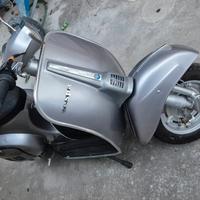 Piaggio Vespa 50 R (V5A1) - 1979