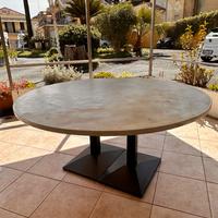 Tavolo rotondo in legno con gambe in ferro –160 cm