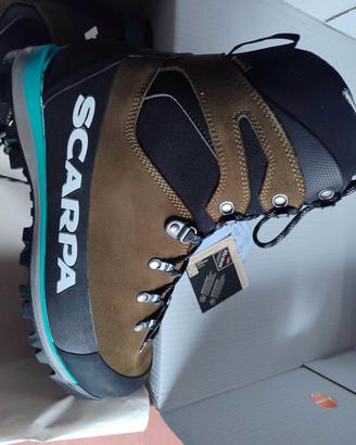 scarponi da alpinismo scarpa 