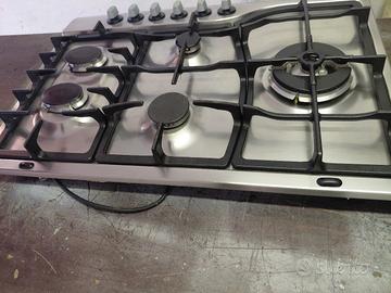 Piano cottura Ariston 