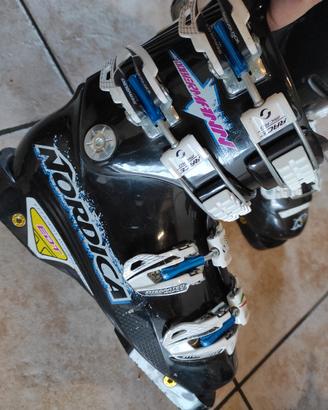 Scarponi da sci