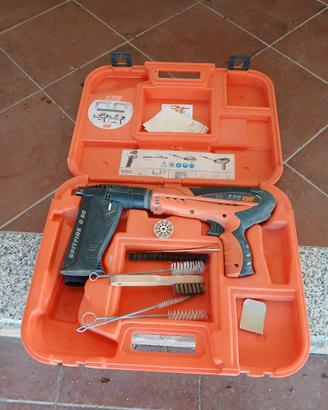 n 2 pistole sparachiodi SPIT per legno e cemento