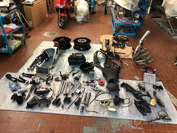 Ricambi BMW S1000RR 11 09-18 - Parte 2