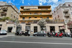 Trieste/salario - locale commerciale