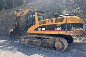CAT 330C