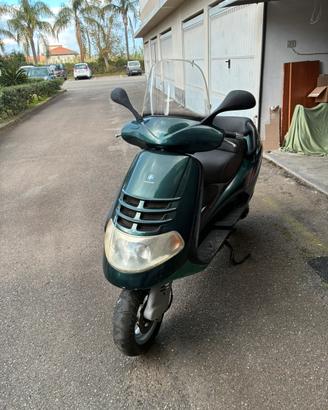 Piaggio Hexagon  GT 250