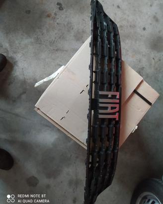 Griglia anteriore Fiat Tipo 2020