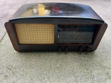 Radio telefunken 569