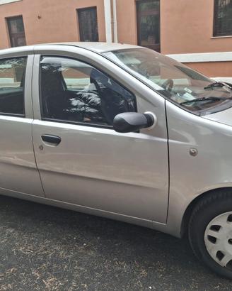 Descrizione FIAT Punto 1.2 16v 5p GPL Tuning Esent