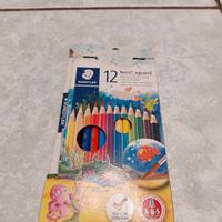 Colori a matita acquerellabili