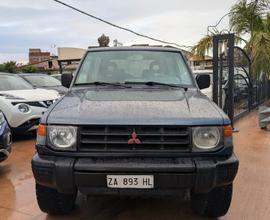 Mitsubishi Pajero 2.5 TDI Metal-top S.S. GLX Air