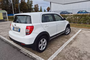 TOYOTA Urban Cruiser 1.4 D-4D AWD Sol