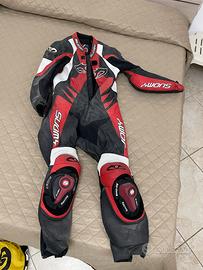 TUTA-CASCO-GUANTI MOTO  “NUOVISSIMI”