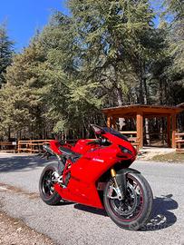 DUCATI 1098s