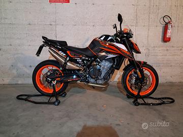 ktm Duke 790