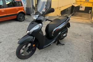 Honda SH 300 i Honda SH 300 Sport