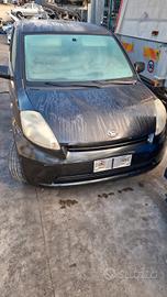 Daihatsu Sirion benzina anno 2007 per ricambi (2a)