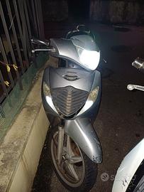 Sh 125 2006
