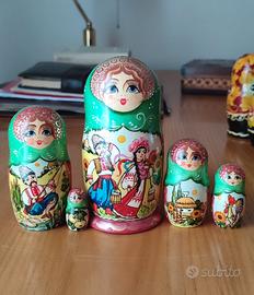 Matrioska originale russa istoriata 