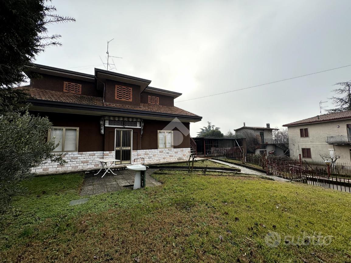 VILLA SINGOLA A BEDIZZOLE - Vista 3