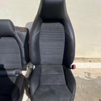 Vendiamo interni Mercedes benz classe a w176 alles