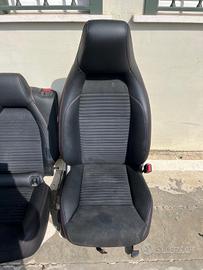 Vendiamo interni Mercedes benz classe a w176 alles