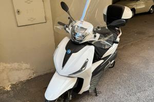 PIAGGIO BEVERLY 300