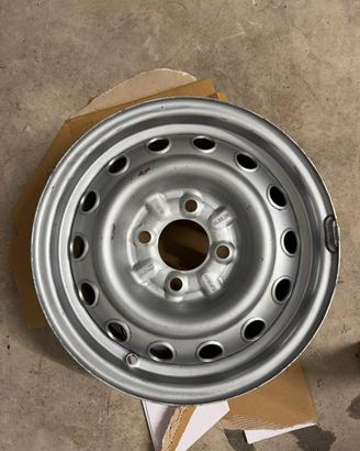 Cerchio originale alfa romeo giulia / alfa d’epoca