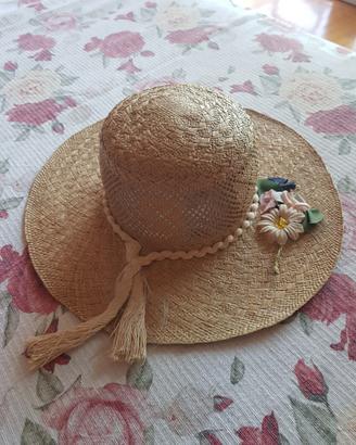 Cappello in paglia da donna 