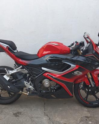 Qj Motor SRK 125 R