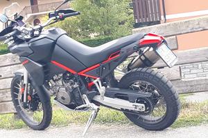 Moto Aprilia Tuareg 660