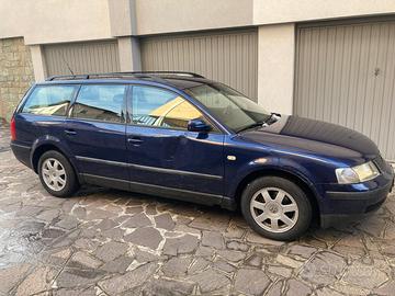Volkswagen Passat Variant 1.9 TDI 115 Cv Highline